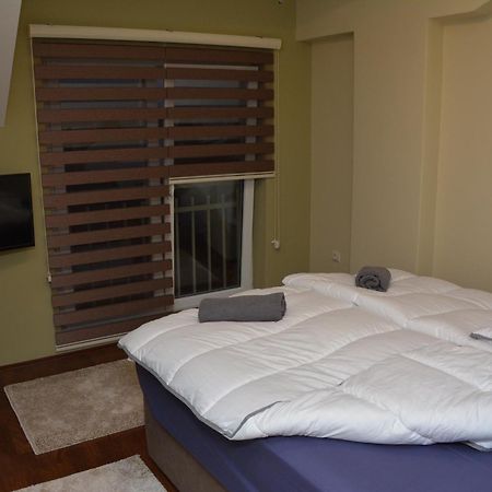 Apartments Nemo Delux Ohrid Extérieur photo